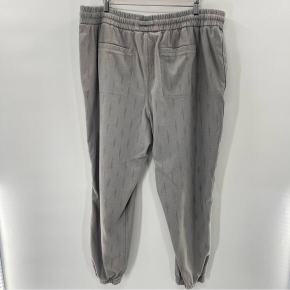Athleta Farallon Printed Thick Jogger Spliced Majic Metropolis Grey  Size 20 - Picture 11 of 15